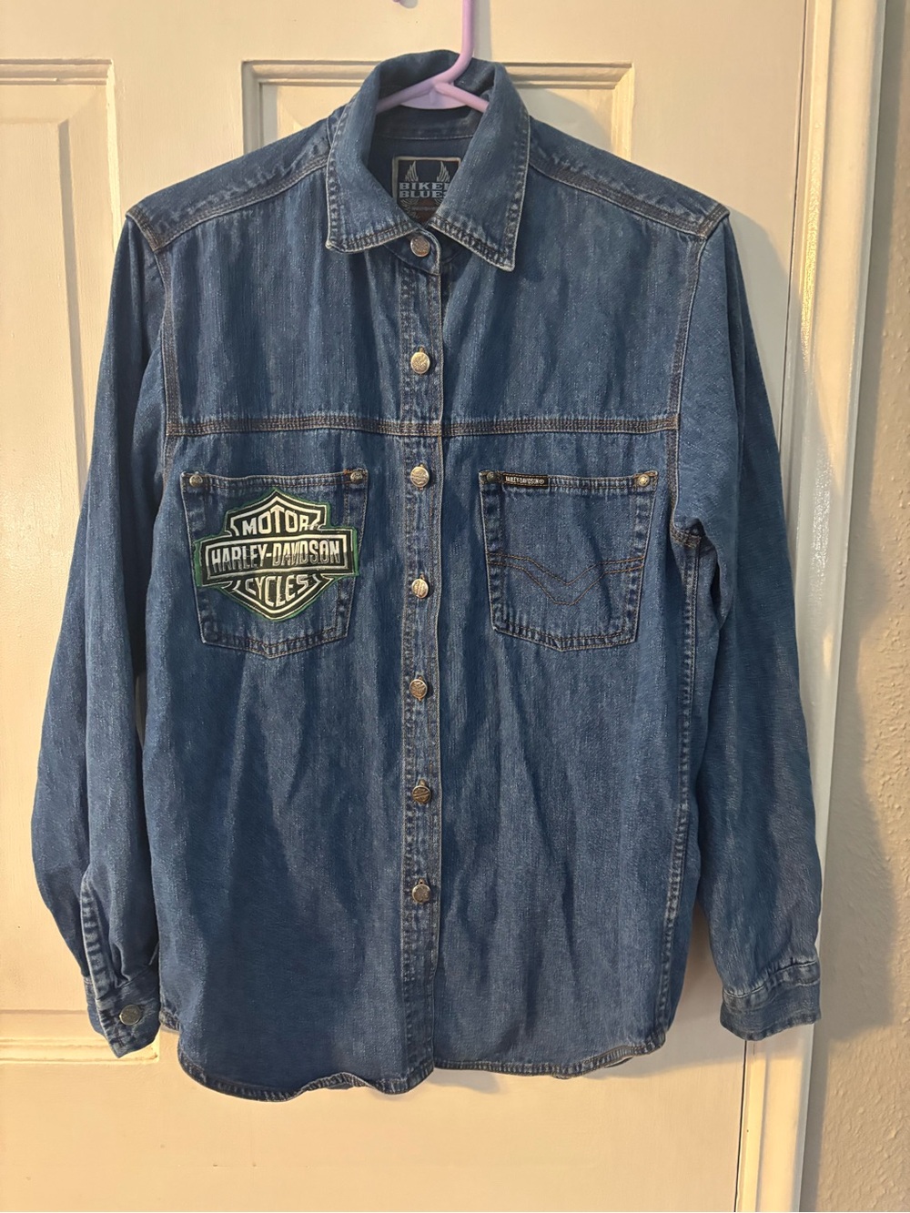 Harley-Davidson Ladies Denim Embroidered Bison Marshall/Huntington WV Buttonup M
